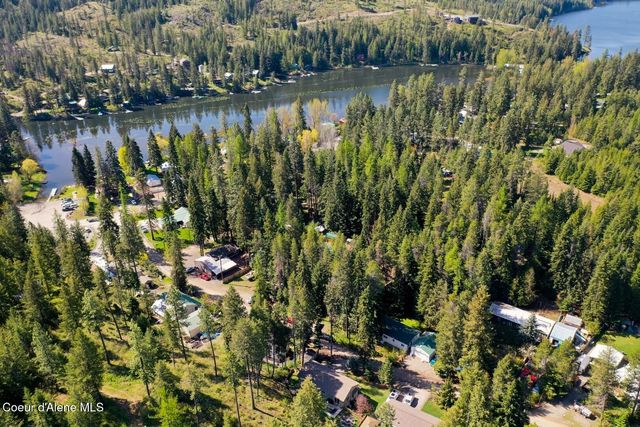 24544 N Dockside LN, Rathdrum, ID 83858