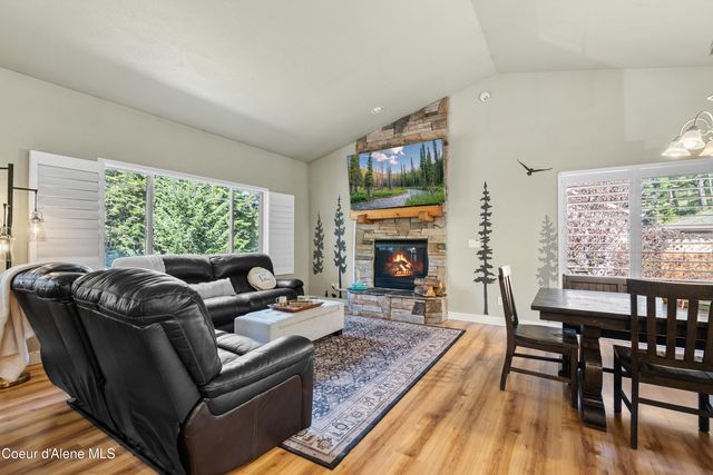 24544 N Dockside LN, Rathdrum, ID 83858