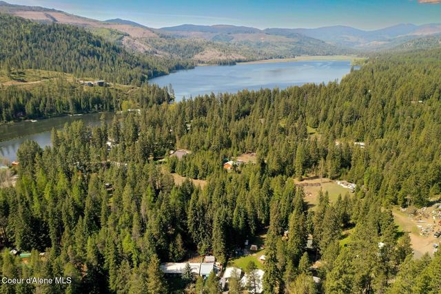 24544 N Dockside LN, Rathdrum, ID 83858