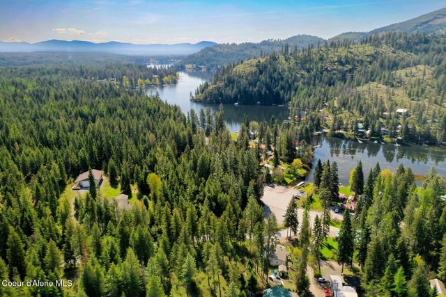 24544 N Dockside LN, Rathdrum, ID 83858