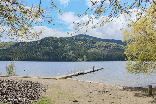 24544 N Dockside LN, Rathdrum, ID 83858