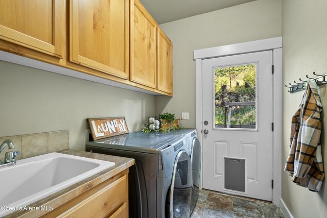 24544 N Dockside LN, Rathdrum, ID 83858