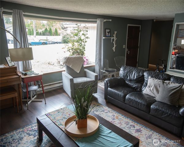 9420 24th Avenue SE, Everett, WA 98208