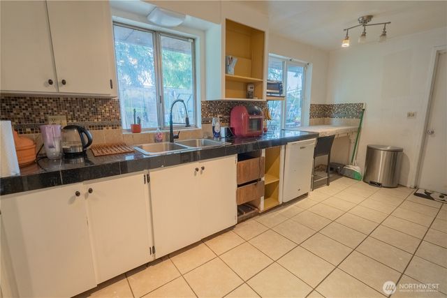 9420 24th Avenue SE, Everett, WA 98208