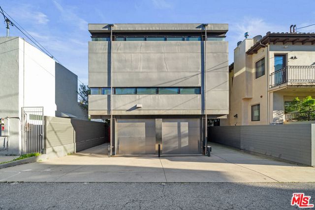 12315 Gorham Avenue, Los Angeles, CA 90049