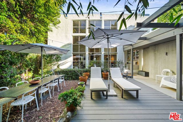 12315 Gorham Avenue, Los Angeles, CA 90049