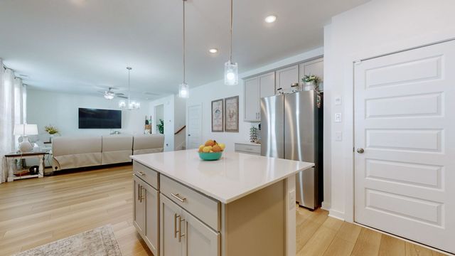 3059 Oscar Dr, White House, TN 37188