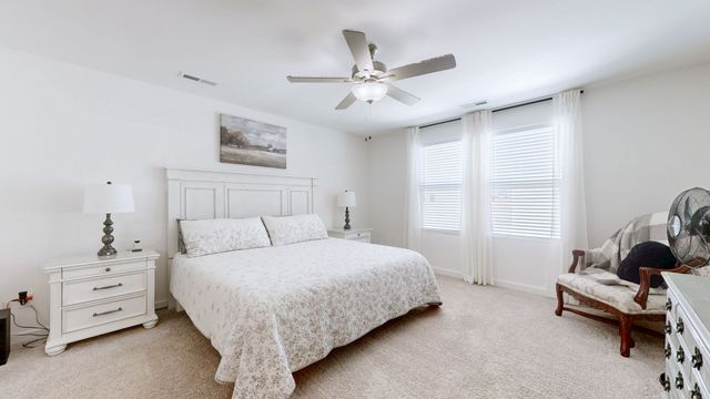 3059 Oscar Dr, White House, TN 37188