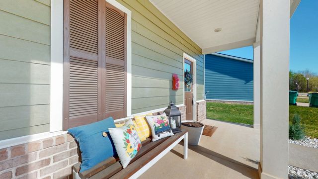 3059 Oscar Dr, White House, TN 37188