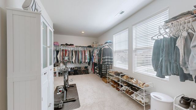 3059 Oscar Dr, White House, TN 37188