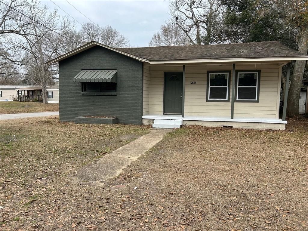 12620 Pecan Street, Grand Bay, AL 36541