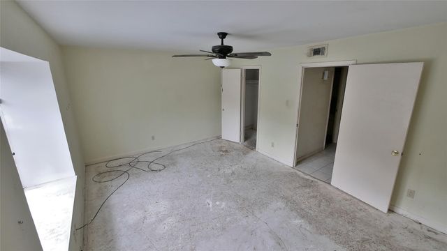 9025 Gaylord Drive 3, Houston, TX 77024