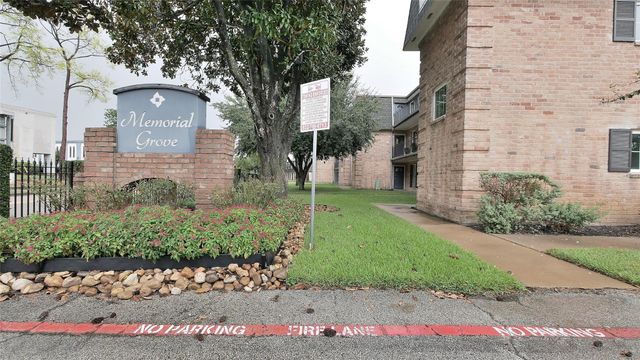 9025 Gaylord Drive 3, Houston, TX 77024
