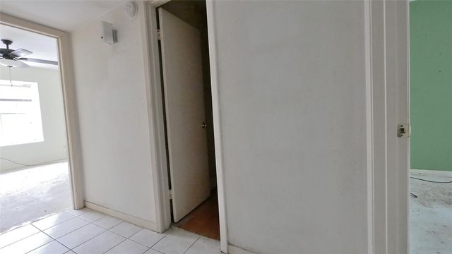 9025 Gaylord Drive 3, Houston, TX 77024