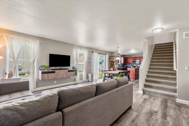 8649 Magnolia Way, Lima Twp, MI 48130
