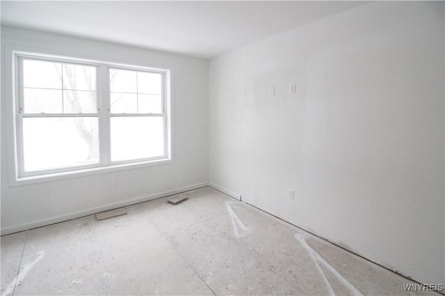 8983 Iroquois Street, Evans, NY 14006