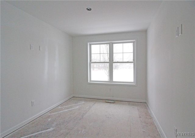 8983 Iroquois Street, Evans, NY 14006