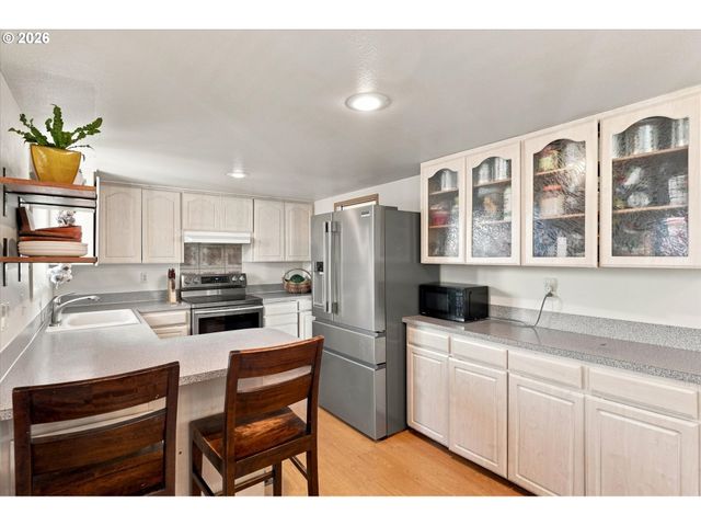 4201 CENTER St, Washougal, WA 98671