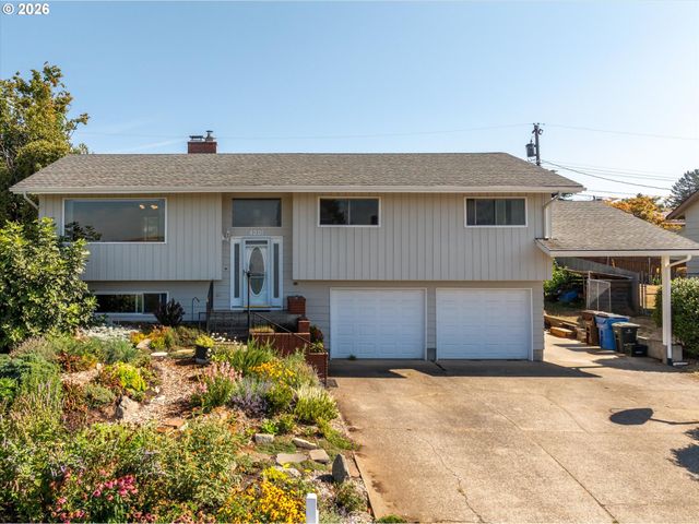 4201 CENTER St, Washougal, WA 98671