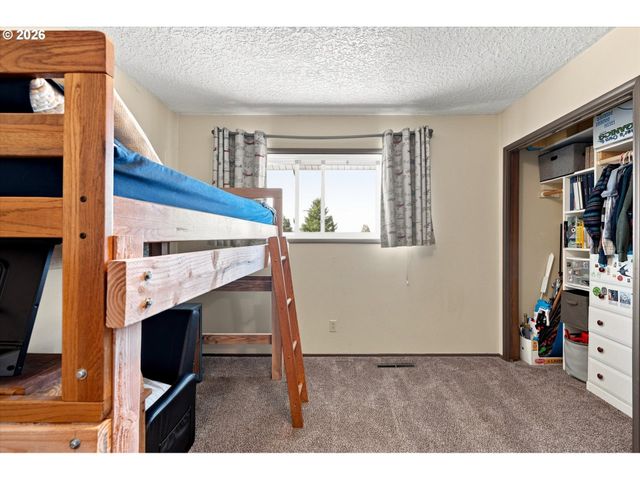 4201 CENTER St, Washougal, WA 98671