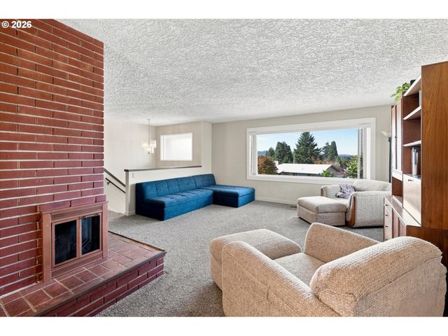 4201 CENTER St, Washougal, WA 98671
