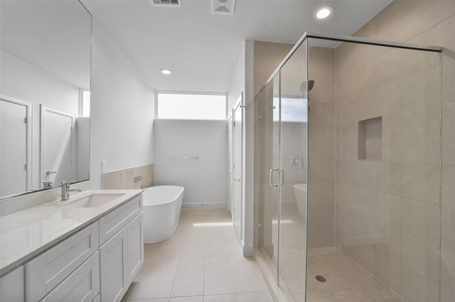 6809 Rocinante Lane, Houston, TX 77092