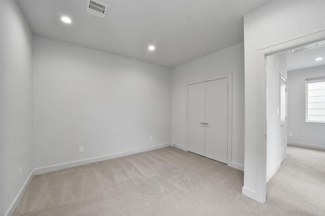 6809 Rocinante Lane, Houston, TX 77092