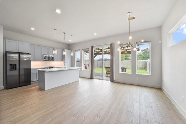 6809 Rocinante Lane, Houston, TX 77092
