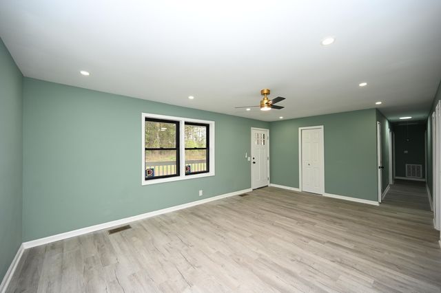 311 Bim Street, Holly Hill, SC 29059