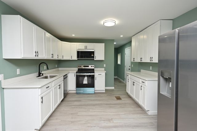 311 Bim Street, Holly Hill, SC 29059