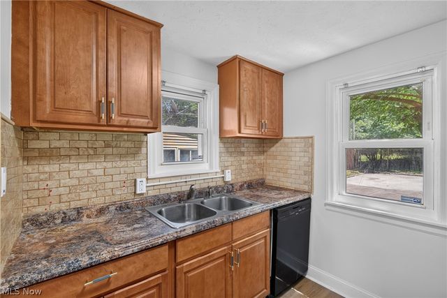 18412 Waterbury Avenue, Maple Heights, OH 44137