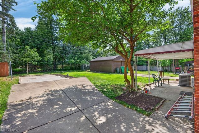 18412 Waterbury Avenue, Maple Heights, OH 44137