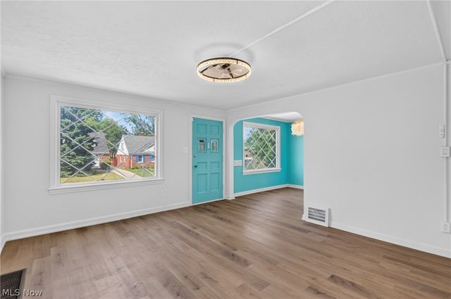 18412 Waterbury Avenue, Maple Heights, OH 44137