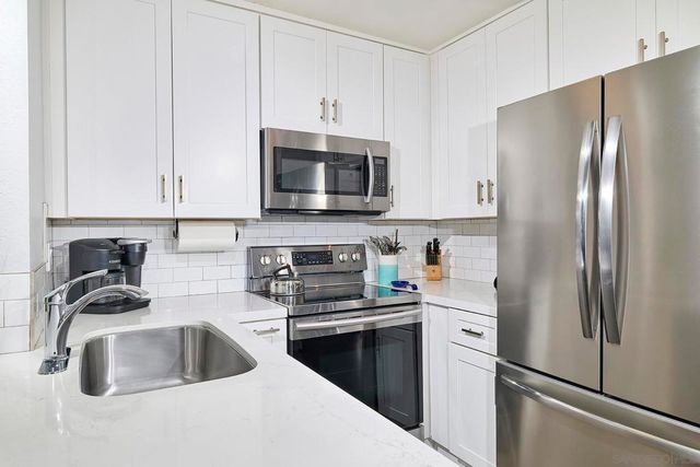 999 N Pacific St F204, Oceanside, CA 92054