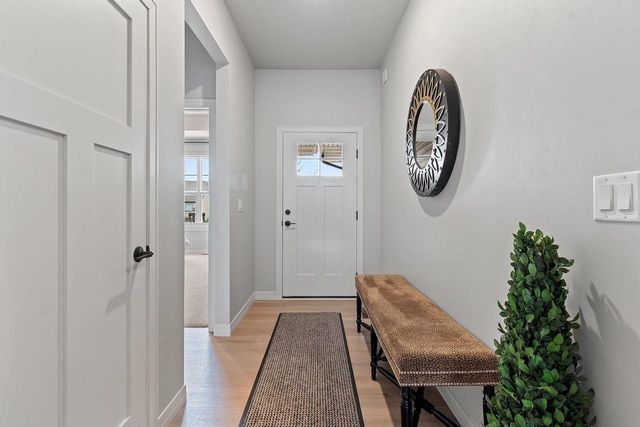 2832 ELM TREE HILL, Green Bay, WI 54313