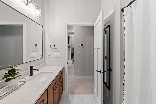 2832 ELM TREE HILL, Green Bay, WI 54313
