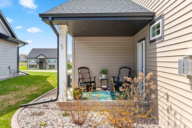 2832 ELM TREE HILL, Green Bay, WI 54313