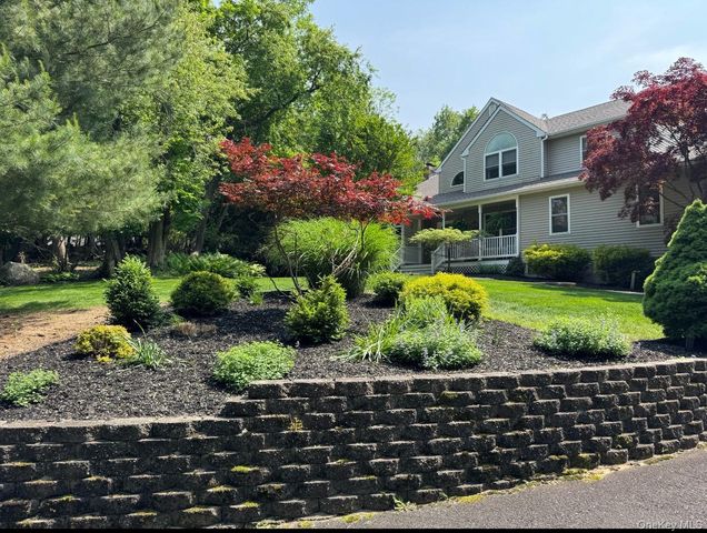 4 Apple Lane, Wading River, NY 11792
