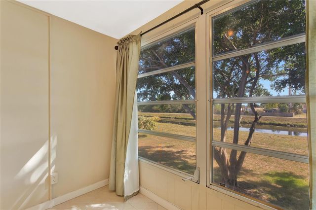 7290 NW 1st Street 205, Margate, FL 33063