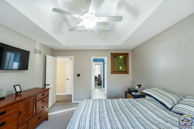 6239 SW 38th PL, Topeka, KS 66610