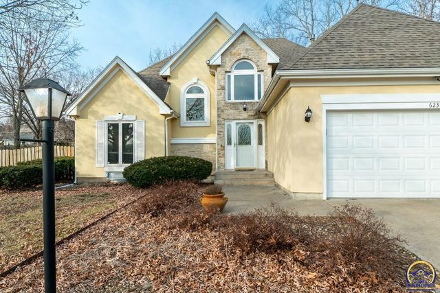 6239 SW 38th PL, Topeka, KS 66610