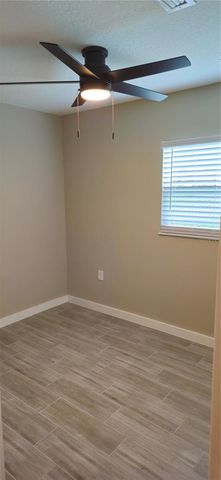 755 BLOXAM AVENUE, Clermont, FL 34711