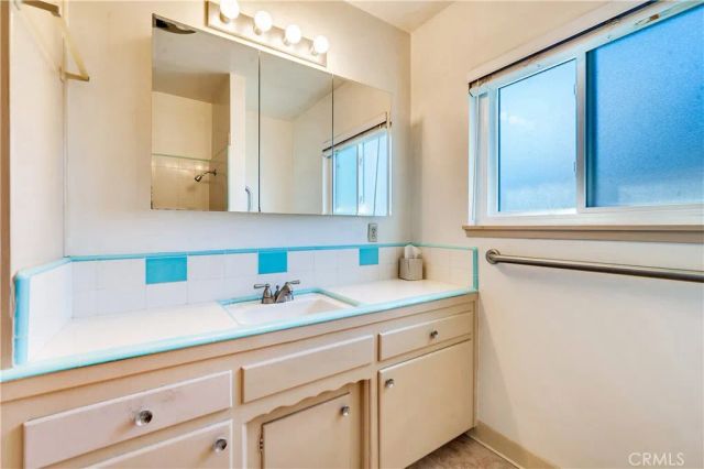 625 W G Street, Ontario, CA 91762