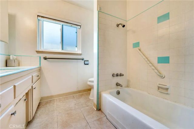 625 W G Street, Ontario, CA 91762