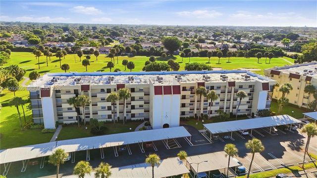 23249 N Barwood Lane N 403, Boca Raton, FL 33428