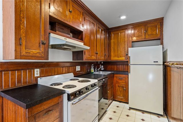 947 East Avenue UN004, Rochester, NY 14607