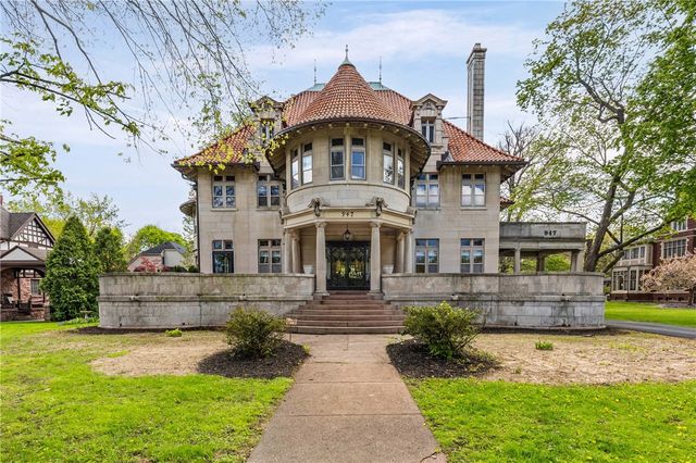 947 East Avenue UN004, Rochester, NY 14607