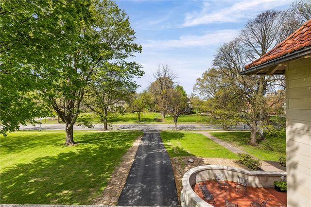 947 East Avenue UN004, Rochester, NY 14607