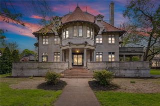 947 East Avenue UN004, Rochester, NY 14607