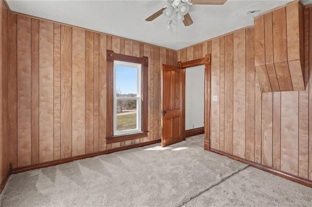 451 N 200 Road, Overbrook, KS 66524